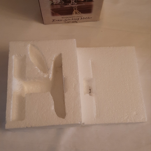 Vintage 2000 Brass Christmas Stocking Holder with Candle - Picture 6 of 6